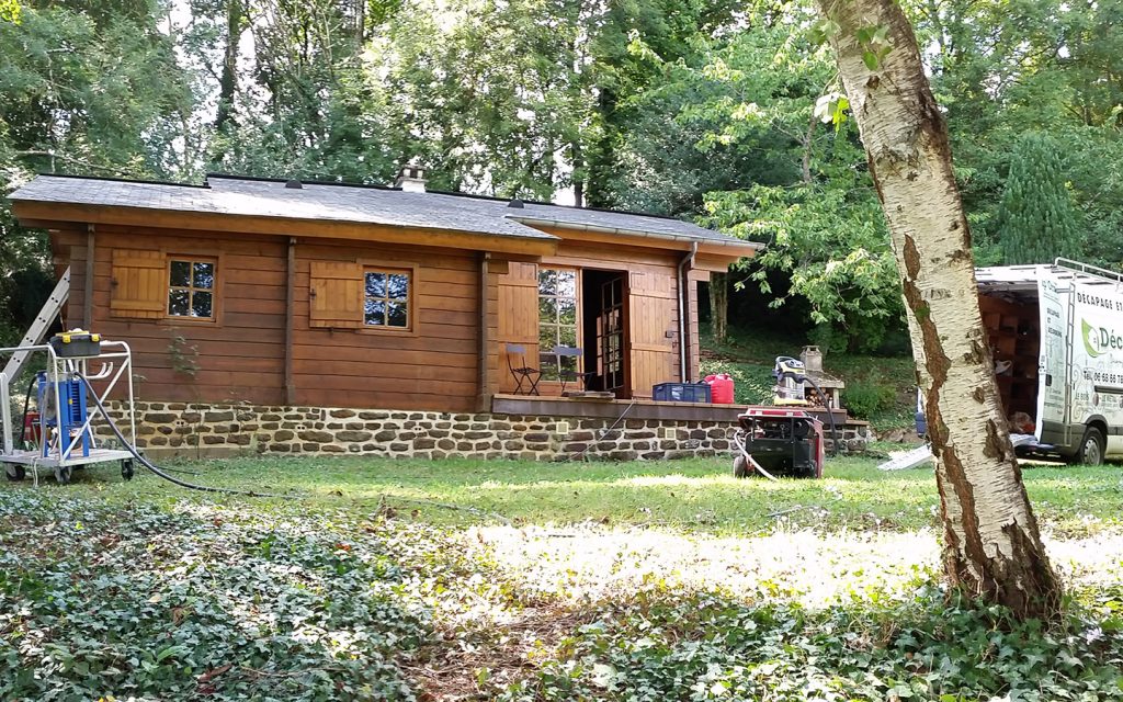 Decaporne-chalet-avant-décapage